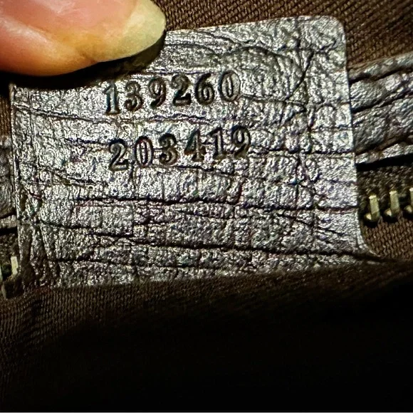 Authentic Vintage Gucci Beige and Brown Women's Tote Bag  on sale make offer - Picture 3 of 17